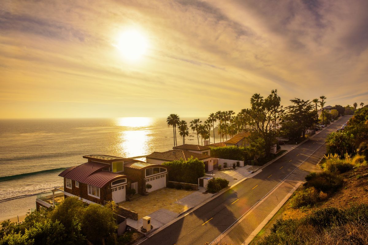 Reasons to Buy a California Home